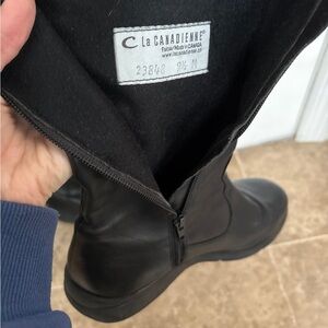 La Canadienne Classic Black Zip-Up Boots